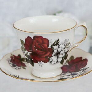 Vintage Queen Anne Bone China Cup and Saucer Pattern No. 8429 Made in En…